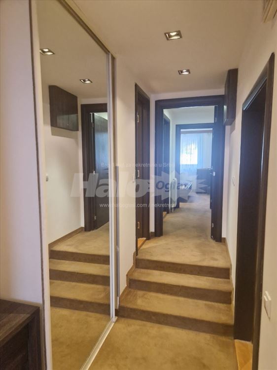 Dedinje-duplex 150m2, dvorište sa bazenom, garaža — 11