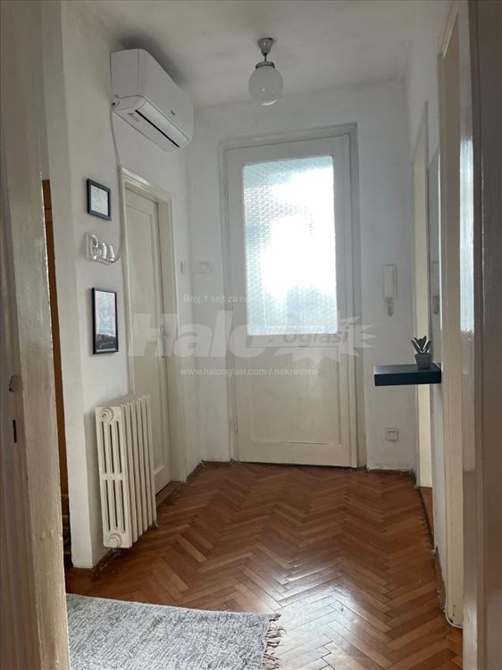 Dedinje, dvosoban stan 60m², klima, useljiv odmah — 2