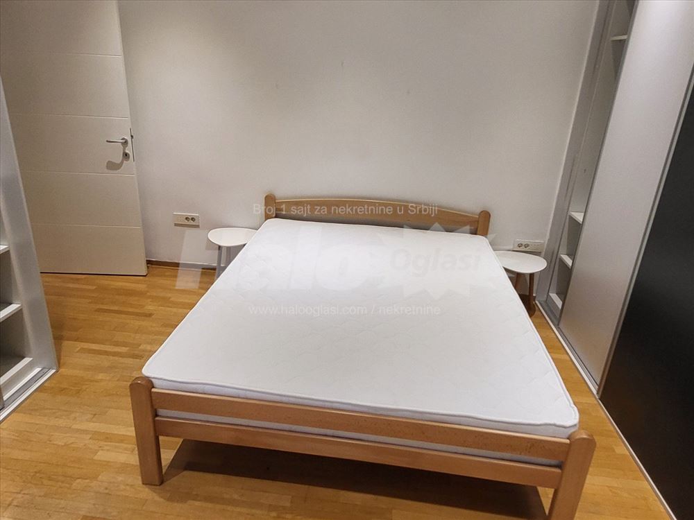 Dedinje / Renoviran 2.5 / namešten — 8