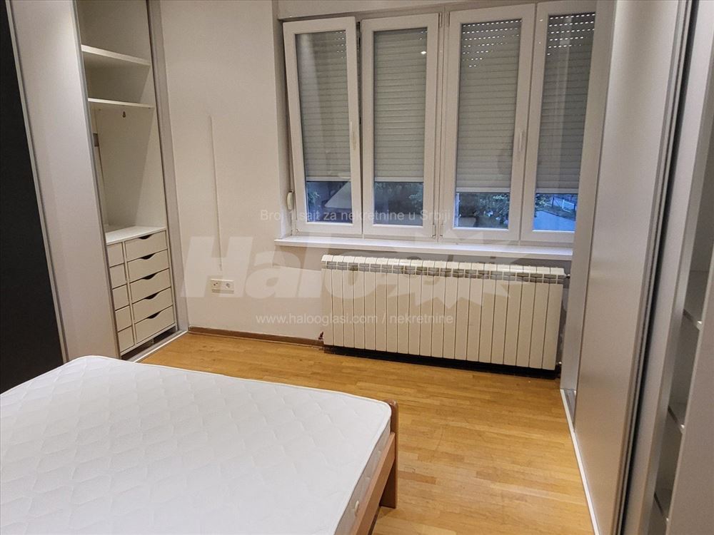Dedinje / Renoviran 2.5 / namešten — 11