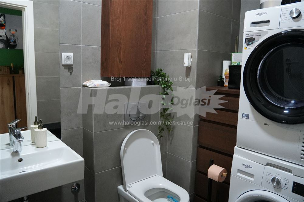 Dimitrija Tucovića, nov, 3 spavaće sobe + garaža — 11