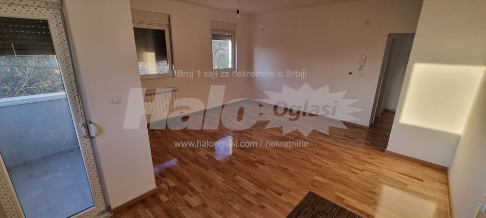 Direktna prodaja stana — 12
