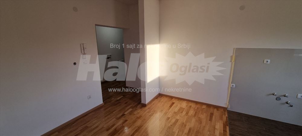 Direktna prodaja stana — 13