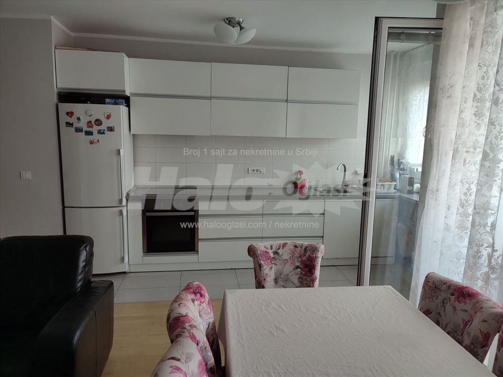 Džona Kenedija, renoviran, 3.0 stan — 5