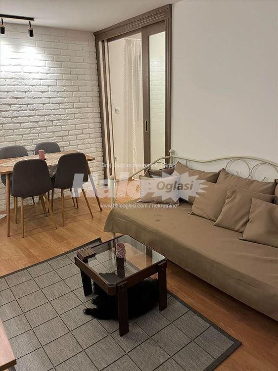 Donji Dorćol, Solunska, 36m² — 2