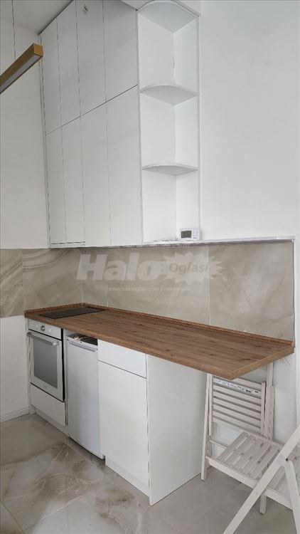 Dorćol 1.5sob lux nov, u cveću — 4