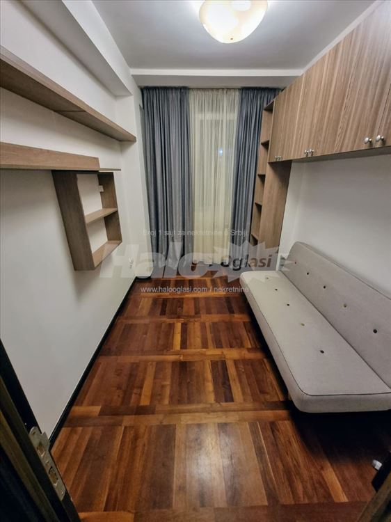 Dorćol, 3.0, namešten stan, 87,5 m², prvi sprat — 5
