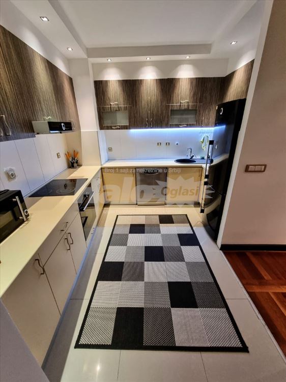 Dorćol, 3.0, namešten stan, 87,5 m², prvi sprat — 6