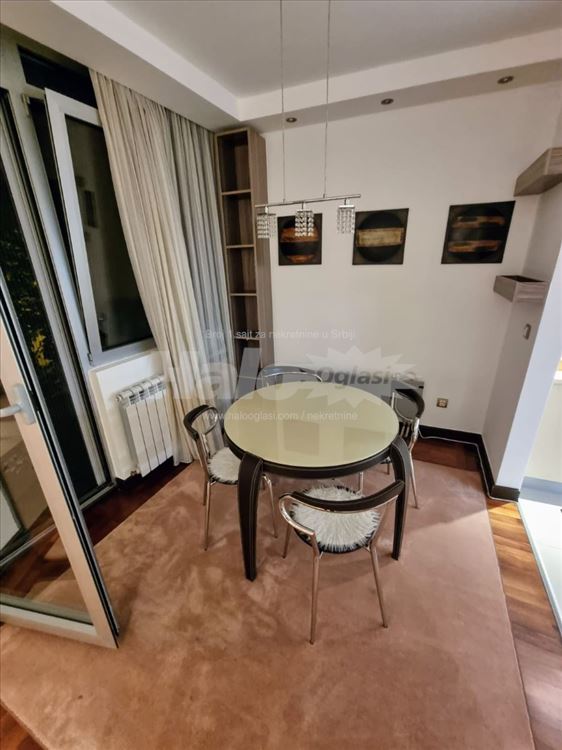 Dorćol, 3.0, namešten stan, 87,5 m², prvi sprat — 8