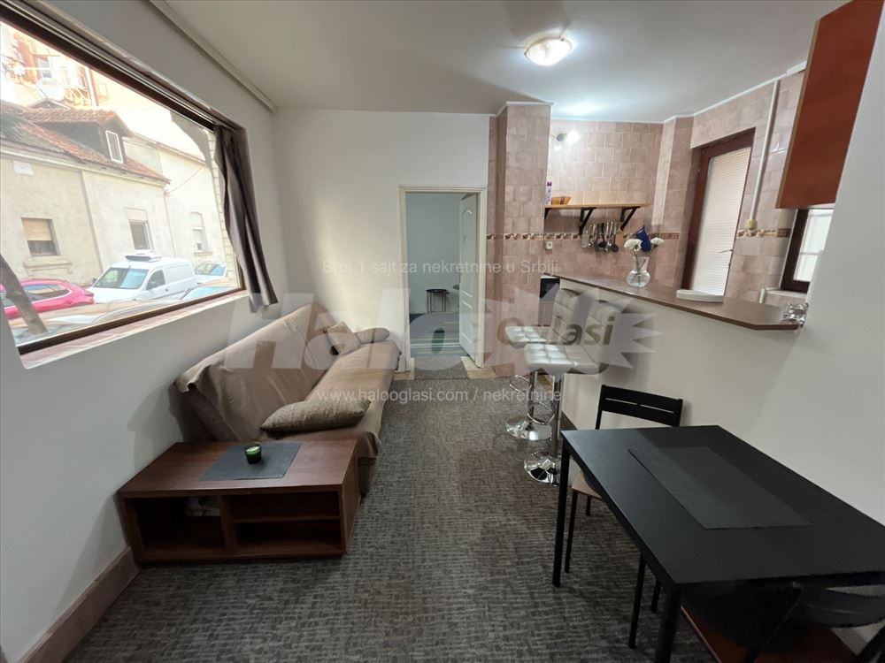 Dorċol 30m2, niski troškovi — 2