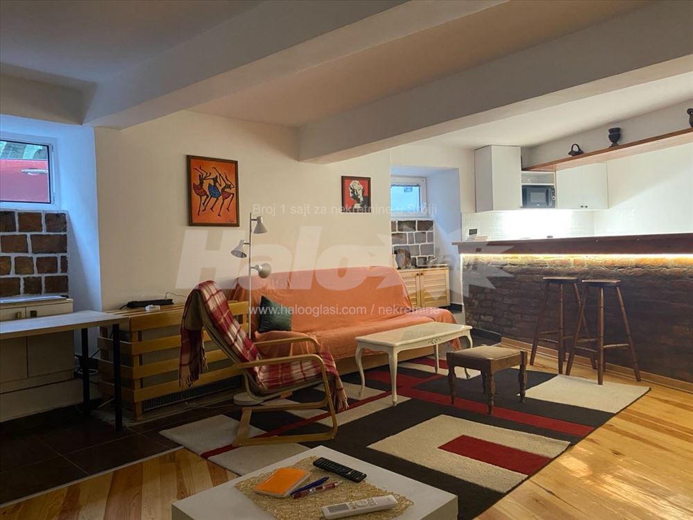 Dorćol, ispod Bajlonijeve pijace, studio — 5
