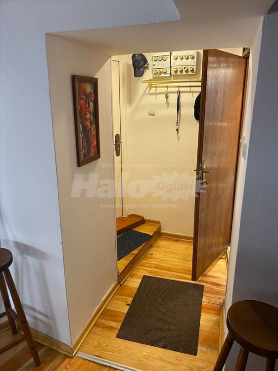 Dorćol, ispod Bajlonijeve pijace, studio — 6