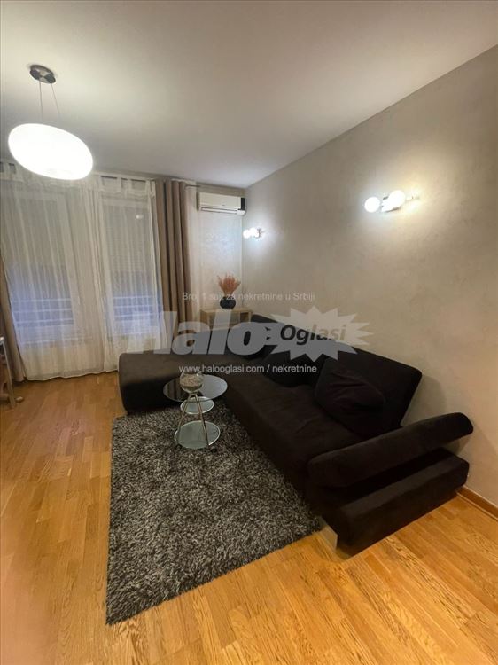 DORĆOL, Komnen Barjaktara 1 — 14