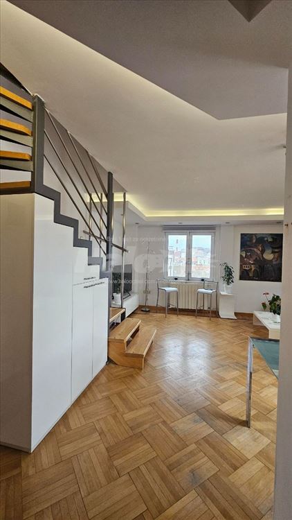 Dorćol, prelep trosoban, moderan, duplex, parking — 5