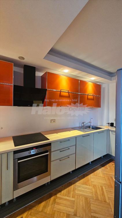 Dorćol, prelep trosoban, moderan, duplex, parking — 9