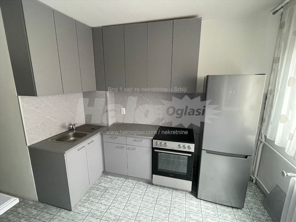 Dorćol, Solunska - opremljen trosoban stan, 45 kvm — 3
