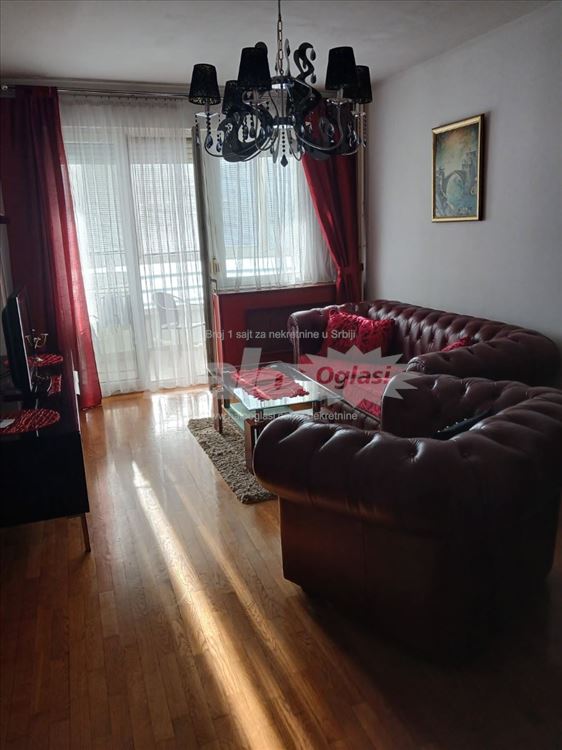 Dorćol, Venizelosova, trosoban stan — 10