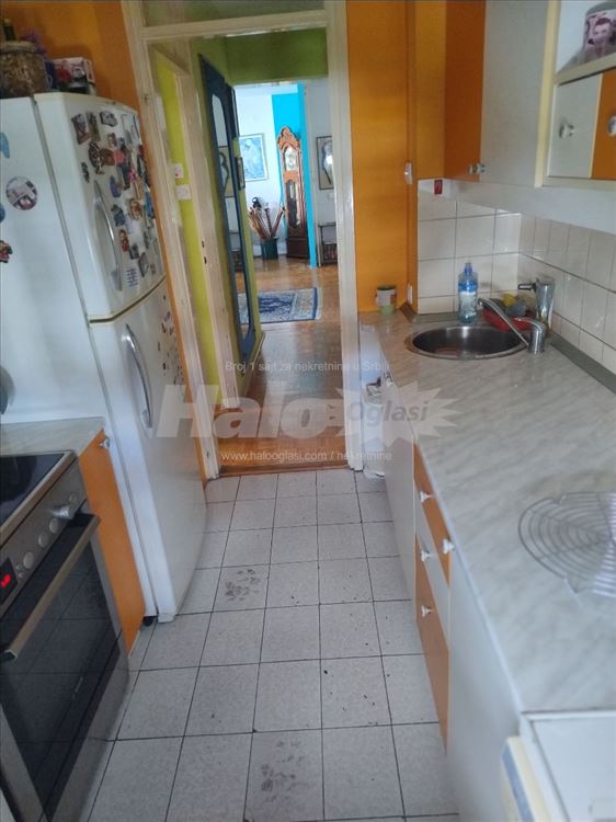 Dr Ivana Ribara, pored Save, odličan trosoban stan — 5