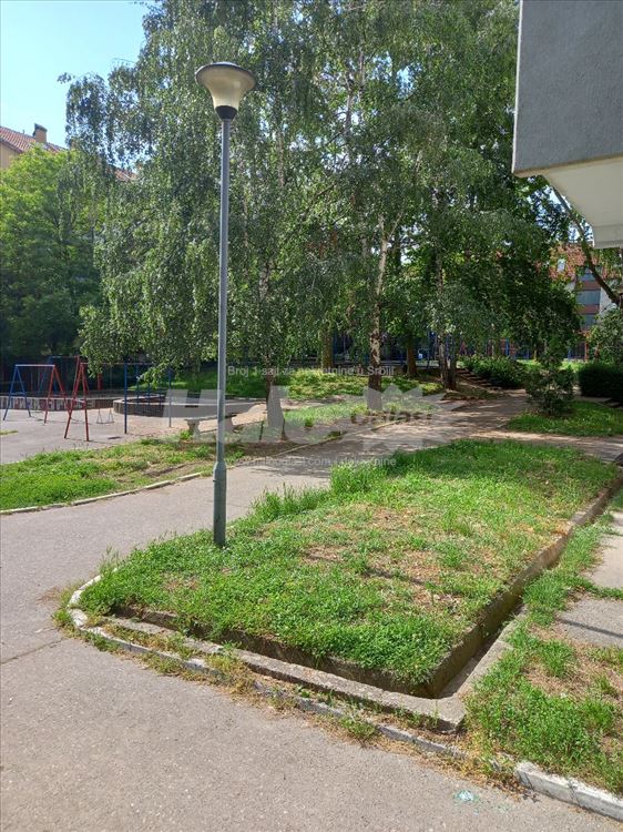 Dr Velimirovica, Mirijevo, 2.0 — 12