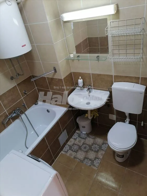 Dušana Vukasovića, Blok 61, Novi Beograd — 4
