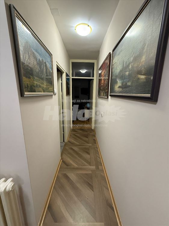 Dušana Vukasovića, Blok 62, 65 m2 — 2