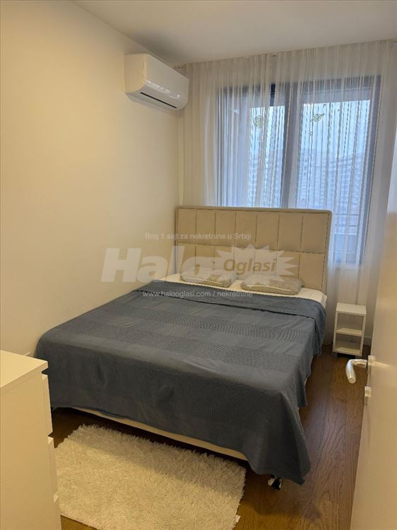Dugoročan najam trosobnog stana- novogradnja NB — 12