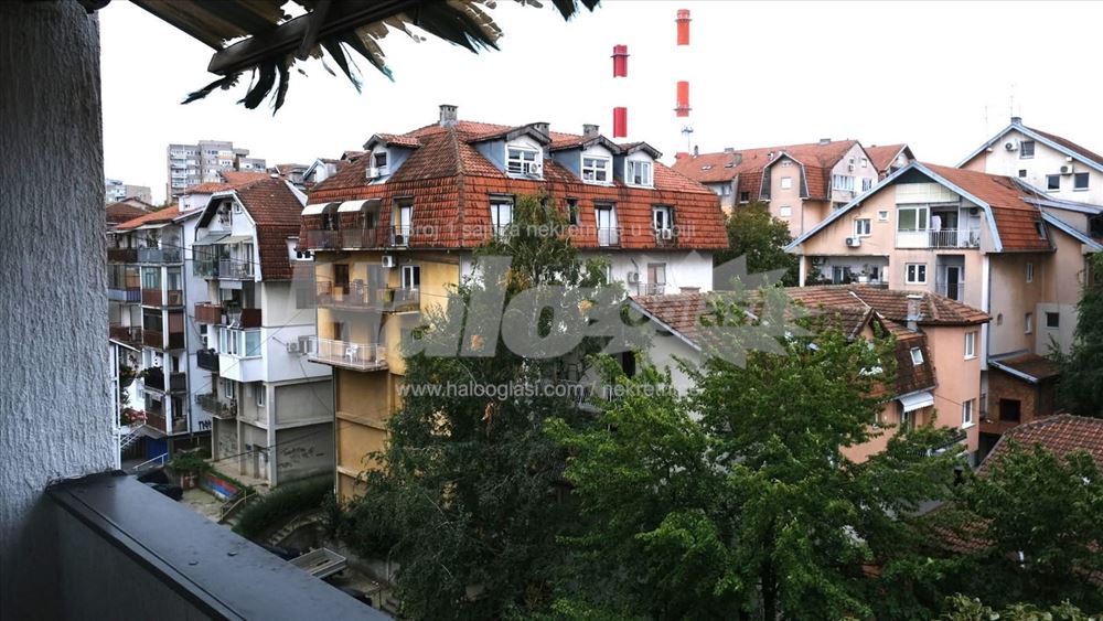 Dupleks 84m² + galerija 30m², kompletno renoviran — 5