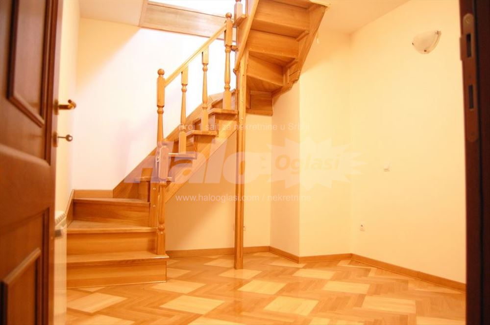 Dupleks Dedinje pp 300m2 — 7
