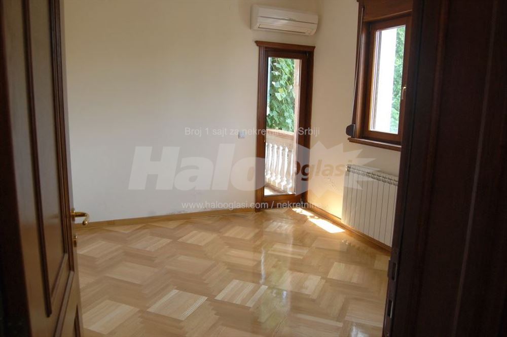 Dupleks Dedinje pp 300m2 — 8