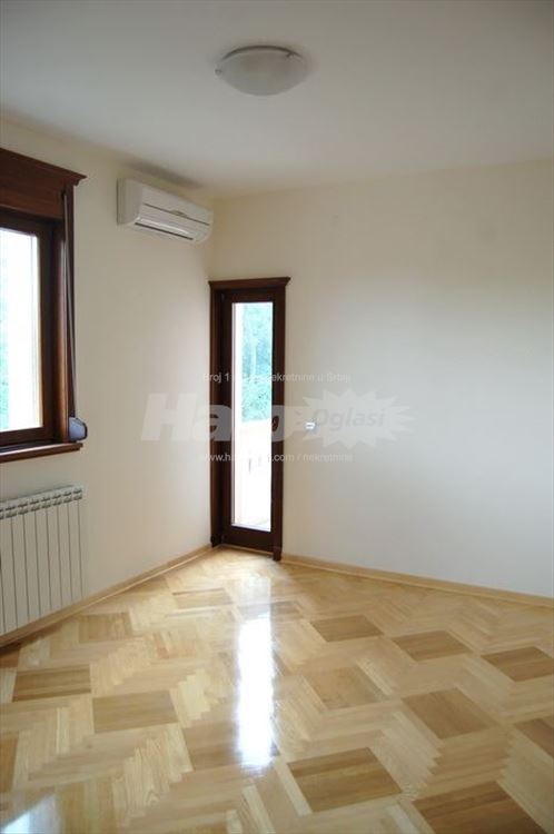 Dupleks Dedinje pp 300m2 — 15