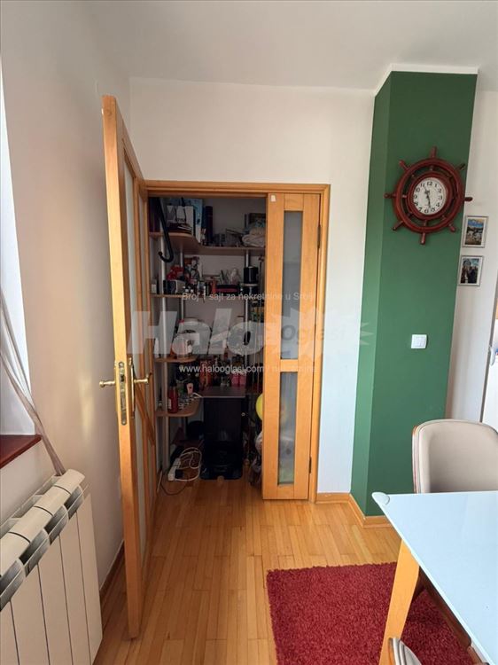 Ruzveltova kod Zire, 82m2, uknjižen, vlasnik. — 8