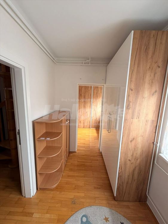 Ruzveltova kod Zire, 82m2, uknjižen, vlasnik. — 14