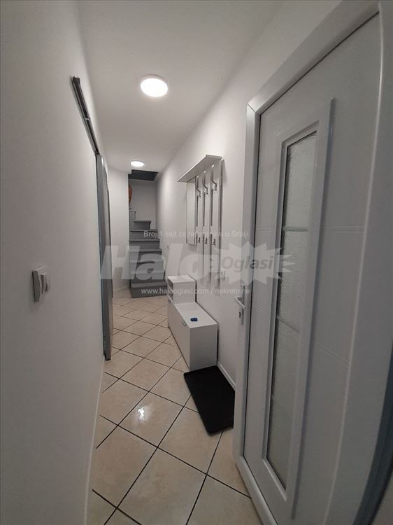 Duplex 32 kvadrata Mirijevo — 2