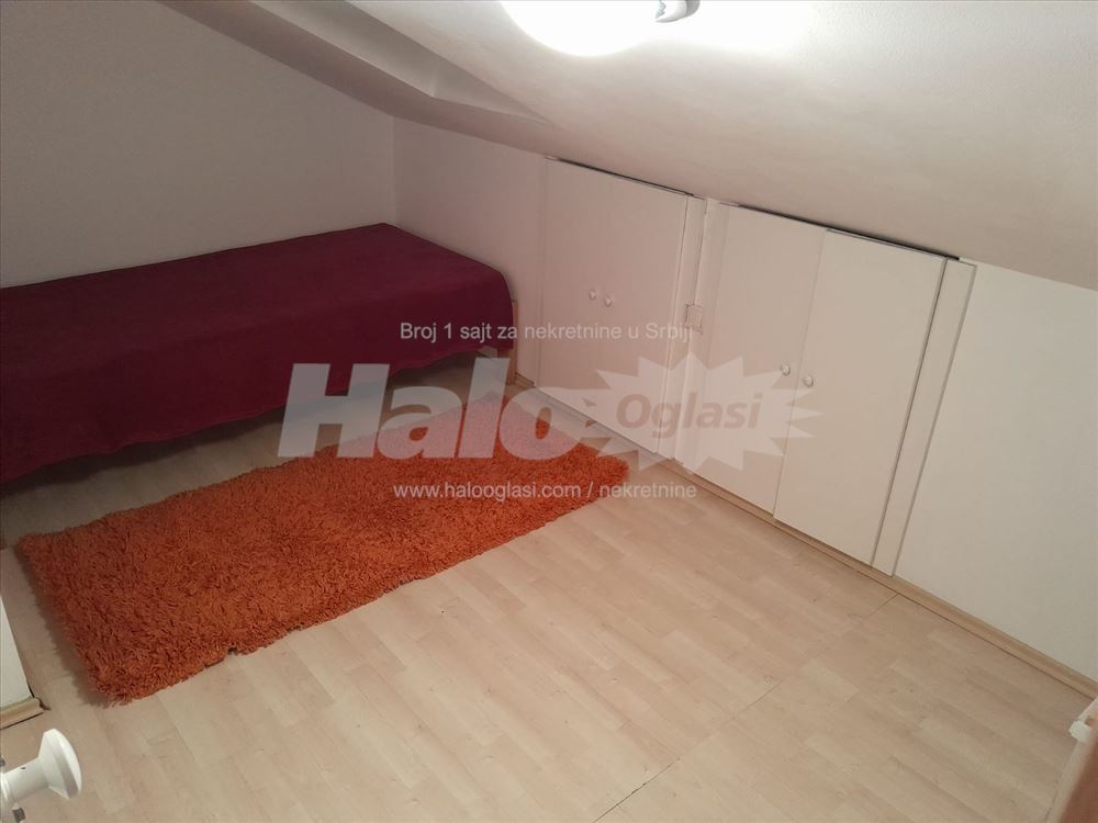 Duplex 4-soban stan na Karaburmi — 10