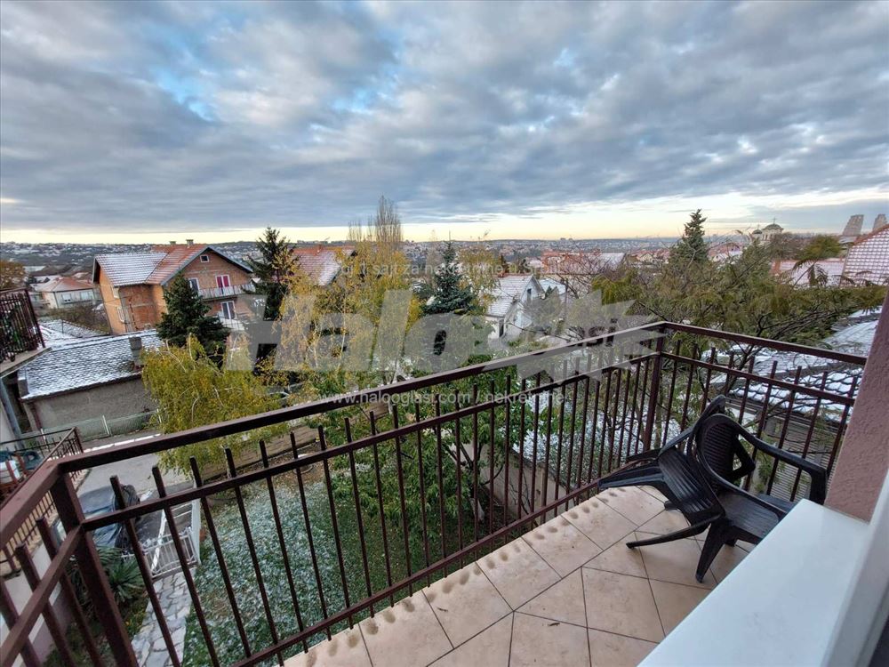 Duplex u zgradi,parking,teretana — 12