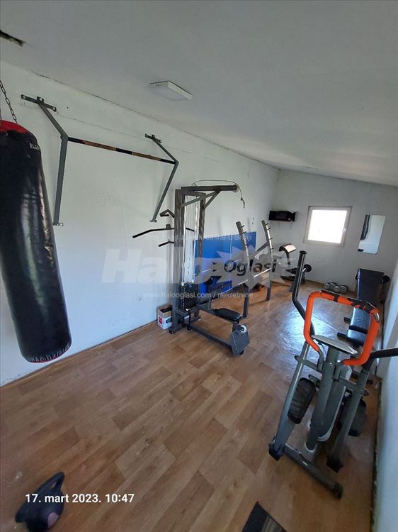 Duplex u zgradi,parking,teretana — 13