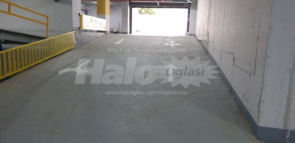 Dva uknjižena garažna mesta - East Side kompleks — 4