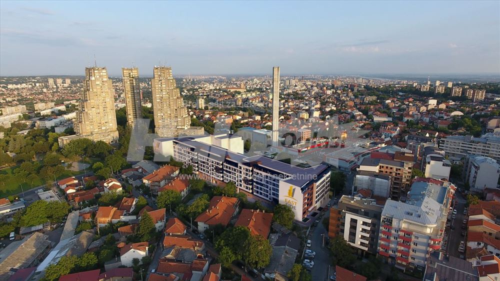 Dva uknjižena garažna mesta - East Side kompleks — 7