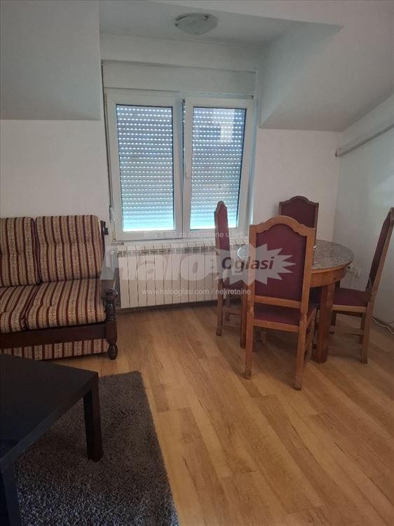 Dve spavaće, računi uključeni u cenu — 4