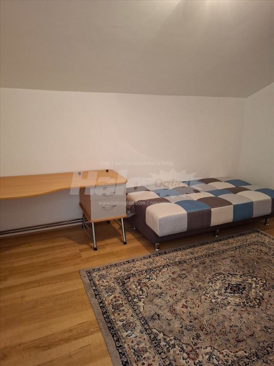 Dve spavaće, računi uključeni u cenu — 8