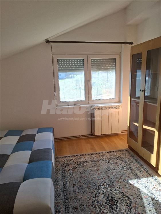 Dve spavaće, računi uključeni u cenu — 9