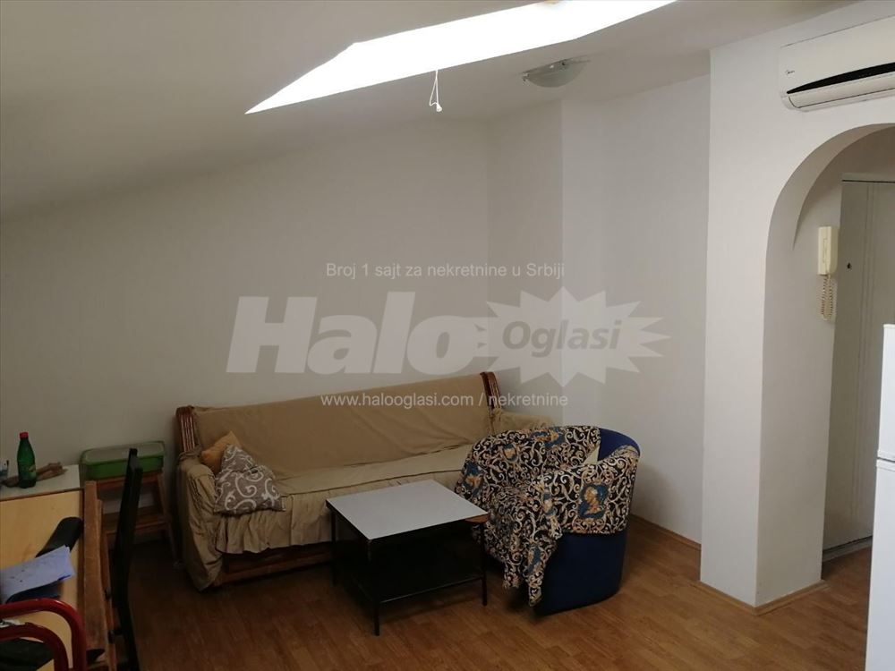 Dvoiposoban 44 M² Đeram sa režijom — 3