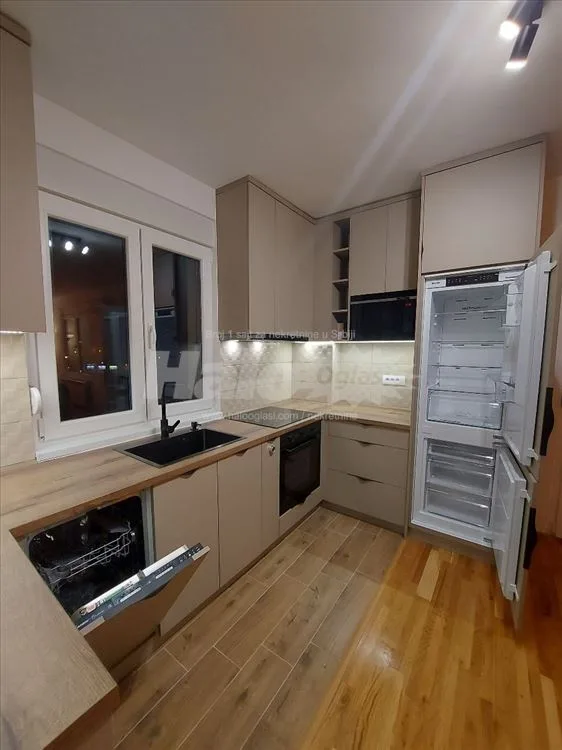 Dvoiposoban 60m², nov, namešten, Lux, sa parkingom — 9