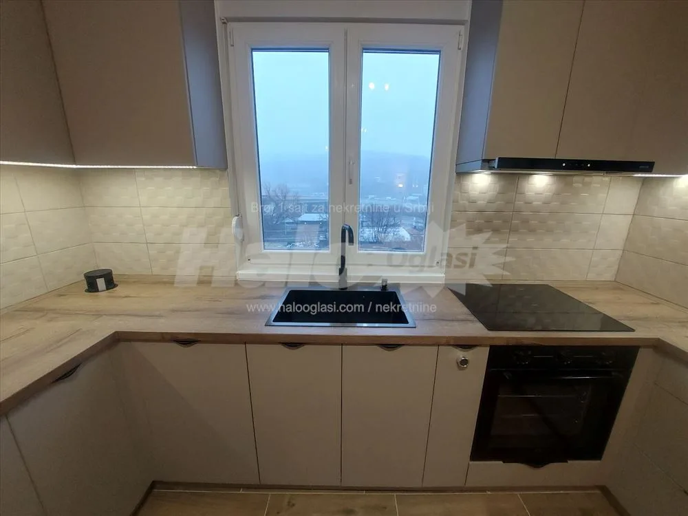 Dvoiposoban 60m², nov, namešten, Lux, sa parkingom — 10
