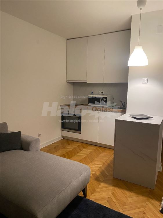 Dvoiposoban kompletno renoviran Fontana/Union — 13