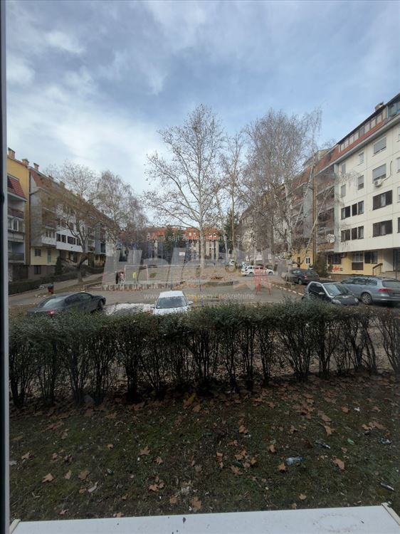 Dvoiposoban namešten stan u Mirijevu — 12