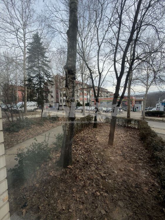 Dvoiposoban namešten stan u Mirijevu — 13