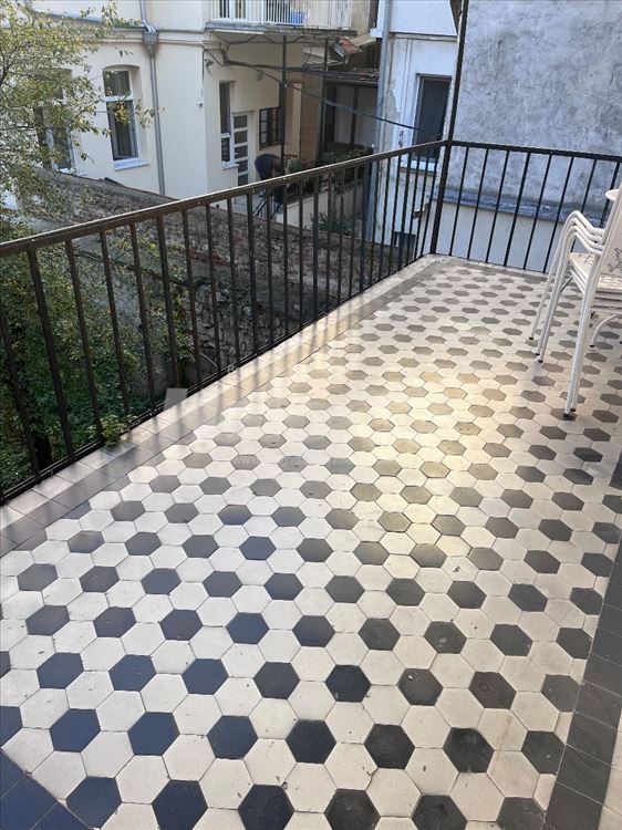Dvoiposoban salonac Topličin venac, 73m² — 4