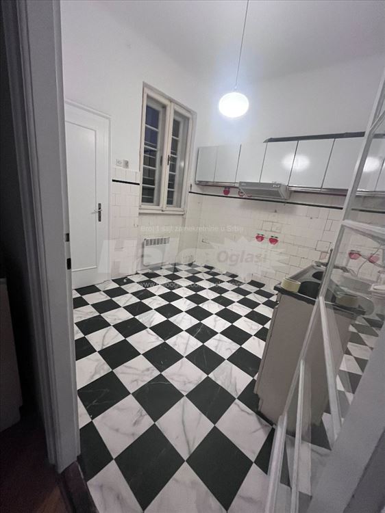 Dvoiposoban salonac Topličin venac, 73m² — 5