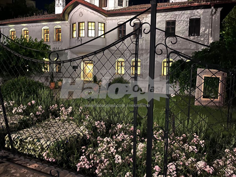 Dvoiposoban salonac Topličin venac, 73m² — 9
